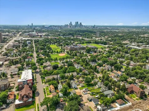 819 24th Avenue NE Minneapolis MN 55418