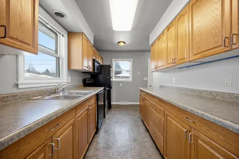 2204 7th Street S Moorhead MN 56560