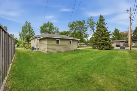 2204 7th Street S Moorhead MN 56560