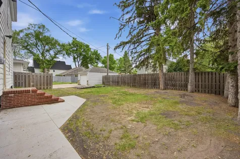 1101 11th Street S Moorhead MN 56560