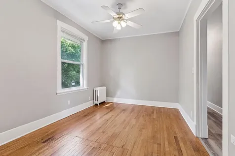 1083 Chatsworth Street N Saint Paul MN 55103