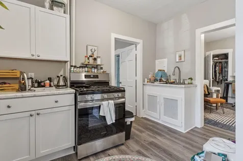 1083 Chatsworth Street N Saint Paul MN 55103