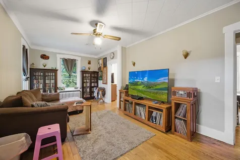 1083 Chatsworth Street N Saint Paul MN 55103