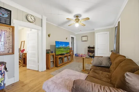 1083 Chatsworth Street N Saint Paul MN 55103