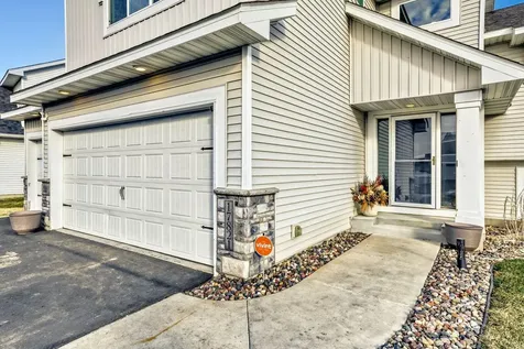 17821 Essex Lane Farmington MN 55044