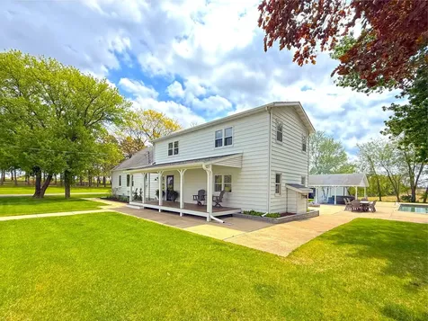 16002 State Highway 55 NW South Haven MN 55382