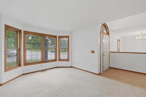 6621 Arlington Court Chanhassen MN 55317