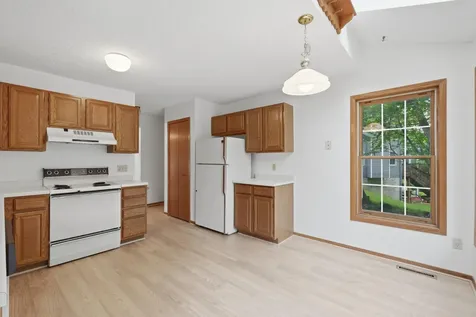 6621 Arlington Court Chanhassen MN 55317