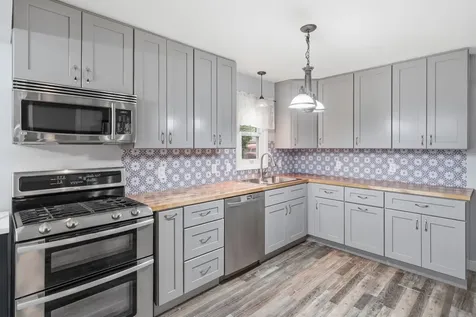 8724 1st Avenue S Bloomington MN 55420