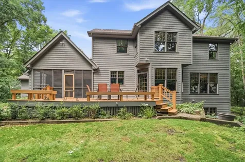 1009 Greenleaf Court Northfield MN 55057