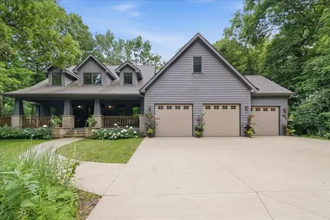 1009 Greenleaf Court Northfield MN 55057