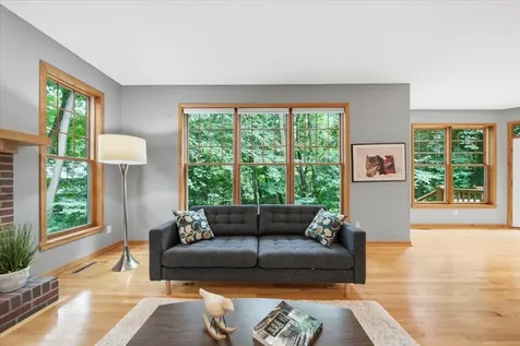 1009 Greenleaf Court Northfield MN 55057