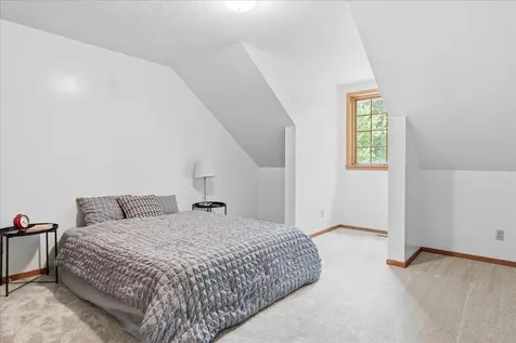 1009 Greenleaf Court Northfield MN 55057