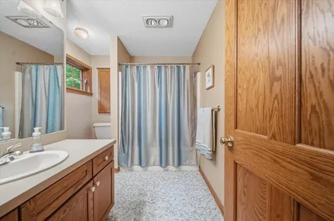 1009 Greenleaf Court Northfield MN 55057
