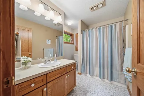 1009 Greenleaf Court Northfield MN 55057