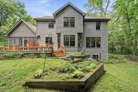 1009 Greenleaf Court Northfield MN 55057