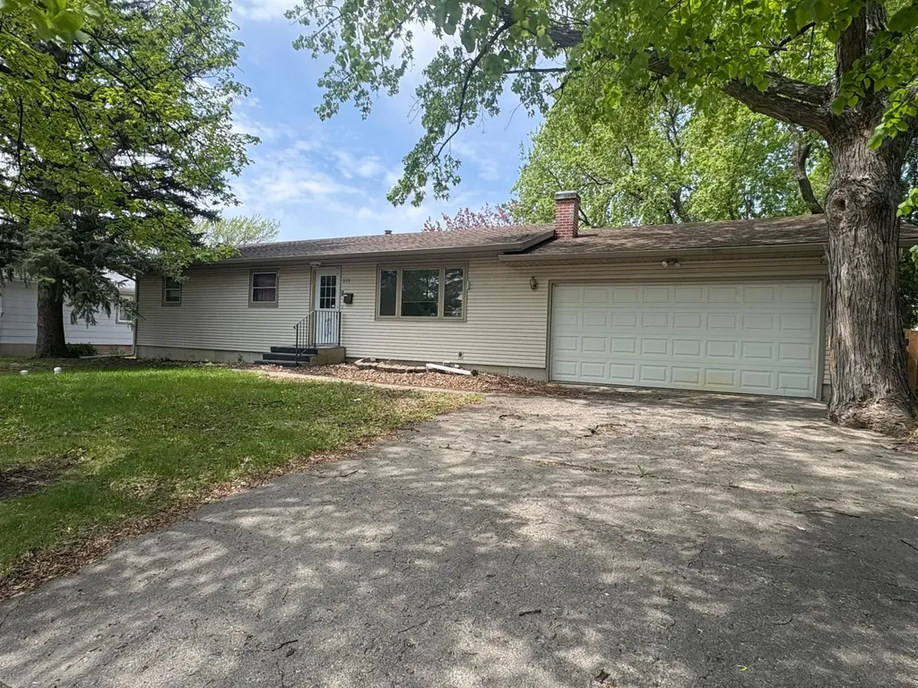 619 12th Street N Breckenridge MN 56520