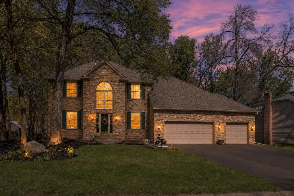 17126 New Market Drive Eden Prairie MN 55347