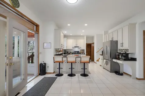 17126 New Market Drive Eden Prairie MN 55347