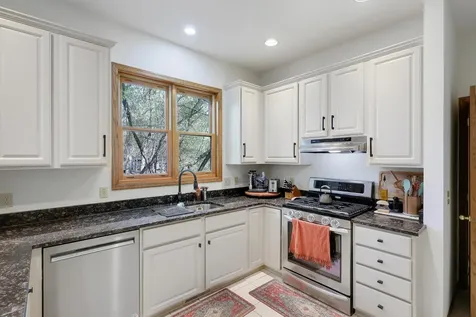 17126 New Market Drive Eden Prairie MN 55347