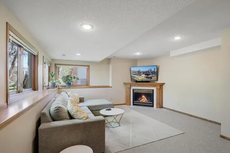 17126 New Market Drive Eden Prairie MN 55347