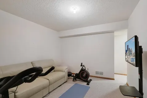 17126 New Market Drive Eden Prairie MN 55347