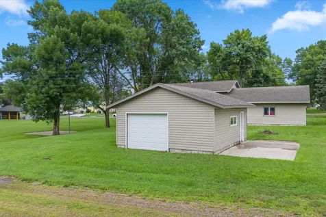 280 Colfax Avenue NE Hector MN 55342