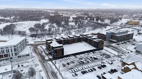 200 4th Avenue N Fargo ND 58102