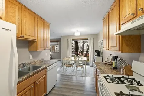 4101 Parklawn Avenue Edina MN 55435