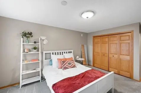 4101 Parklawn Avenue Edina MN 55435