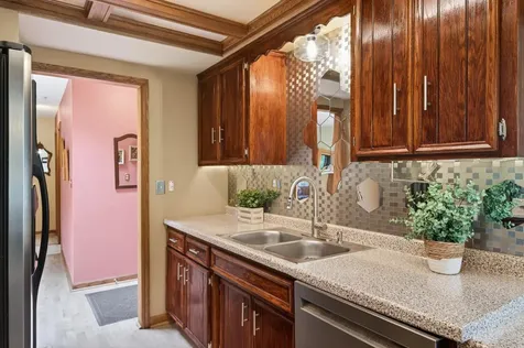 7930 W 26th Street Saint Louis Park MN 55426