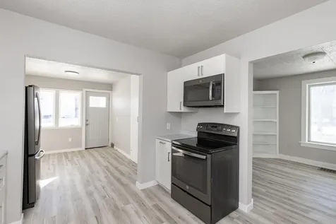 1548 3rd Avenue N Fargo ND 58102