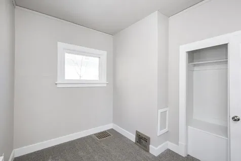1548 3rd Avenue N Fargo ND 58102