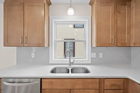 820 26th Avenue NE Minneapolis MN 55418