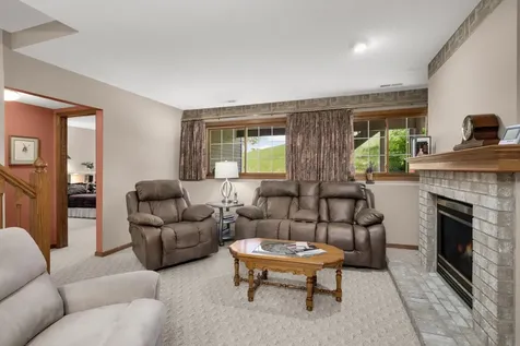 16270 Crystal Hills Drive Lakeville MN 55044