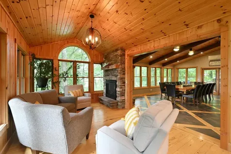 W2325 Belvidere Road Sarona WI 54870