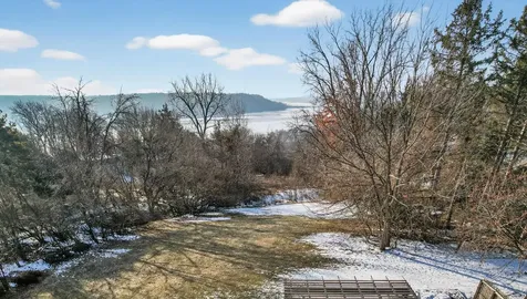 2216 Orwell Court N Stillwater MN 55082