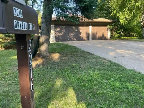 2216 Orwell Court N Stillwater MN 55082