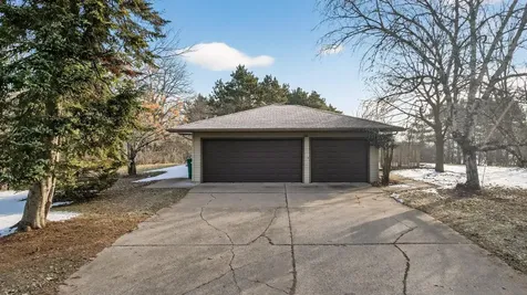 2216 Orwell Court N Stillwater MN 55082