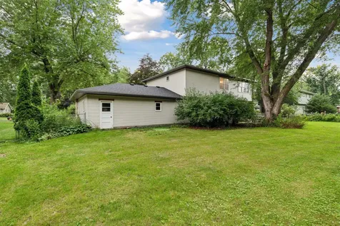 17710 13th Avenue N Plymouth MN 55447