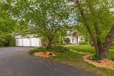 26335 Peach Circle Excelsior MN 55331