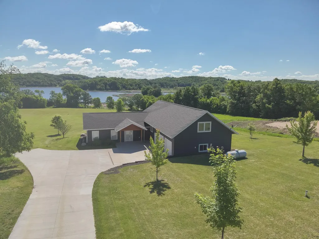 24718 W Elbow Road Pelican Rapids MN 56572