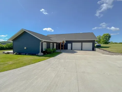 24718 W Elbow Road Pelican Rapids MN 56572