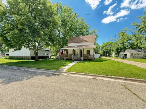 135 N Petrick Street Appleton MN 56208