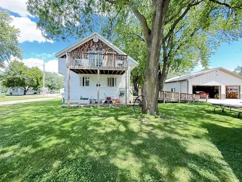 135 N Petrick Street Appleton MN 56208