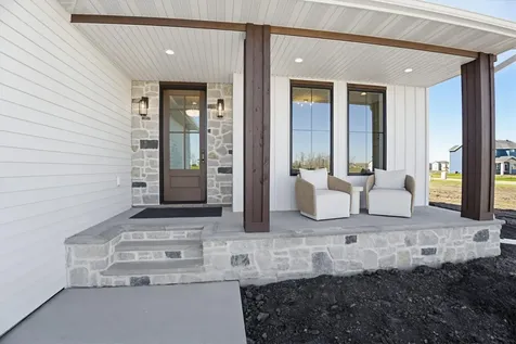 6520 Selkirk Drive S Fargo ND 58104