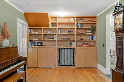 73 Clarence Avenue SE Minneapolis MN 55414