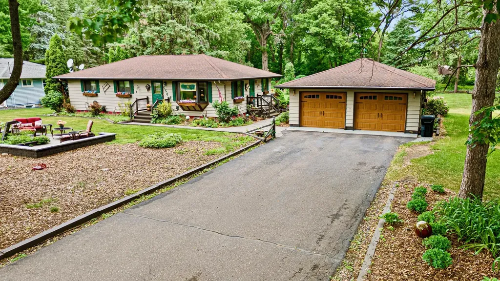 5584 266th Street Wyoming MN 55092