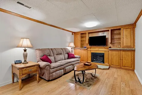 5584 266th Street Wyoming MN 55092
