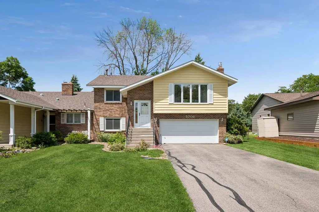 5706 W 98 1/2 Street Bloomington MN 55437